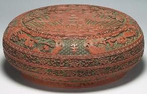 剔彩春壽寶盒 剔彩春壽寶盒