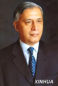 阿齊茲[肖卡特·阿齊茲]