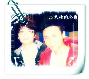 與著名主持人朱楨合影