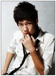 趙侃[黑龍江籍歌手]