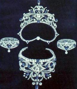 威廉明娜女王的王冠