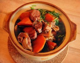 蘿蔔砂鍋燉牛腩 蘿蔔砂鍋燉牛腩