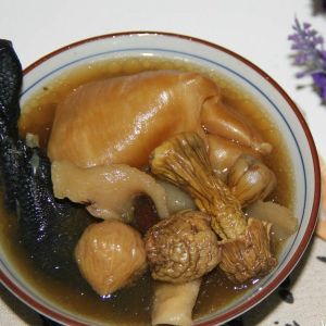 無花果淮山雞湯 無花果淮山雞湯