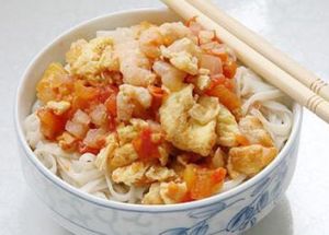 番茄鮮蝦雞蛋滷麵 番茄鮮蝦雞蛋滷麵