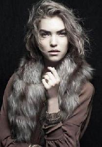 艾利桑娜·繆斯 艾利桑娜·繆斯