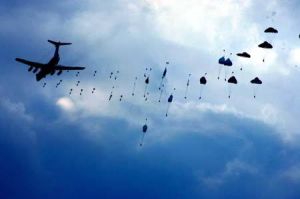 兩棲登入海空投送 兩棲登入海空投送