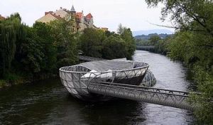 穆爾島人行橋 穆爾島人行橋