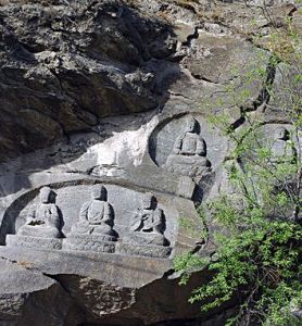 石佛村摩崖造像