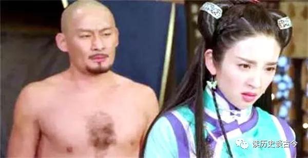 她美貌無雙卻是政治的犧牲品 “一女許七夫”傾城又傾國! 她美貌無雙卻是政治的犧牲品 “一女許七夫”傾城又傾國!