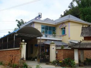 曼呂三村 曼呂三村