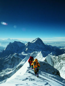 《偉哉聖母峰》 《偉哉聖母峰》