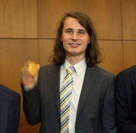 彼得·朔爾策 彼得·朔爾策