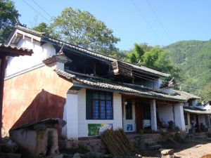 黑摸箐村 黑摸箐村