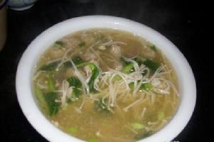 金針菇丸子湯