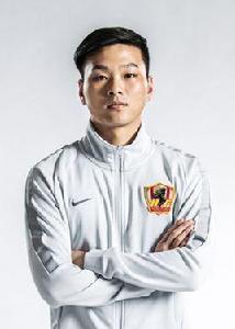 朱征宇[中國足球運動員]