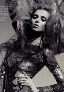 安娜貝拉·貝莉科娃