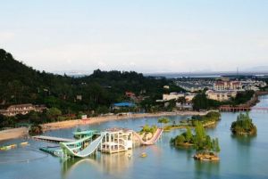 古兜溫泉水世界 古兜溫泉水世界