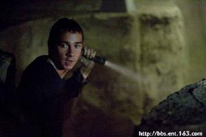 《鄰家兇手》 《鄰家兇手》