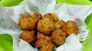 胡蘿蔔肉丸子 胡蘿蔔肉丸子