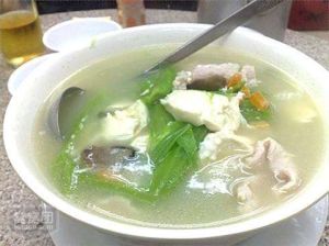 芥菜肉片鹹蛋湯 芥菜肉片鹹蛋湯