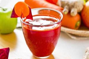 芹菜蘋果紅蘿蔔飲 芹菜蘋果紅蘿蔔飲