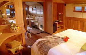 多尼蜜姬莉島酒店