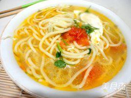 土豆雞蛋熱湯麵 土豆雞蛋熱湯麵