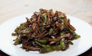 筍乾菜炒梅豆 筍乾菜炒梅豆