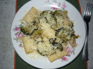 蔬菜炒通心粉 蔬菜炒通心粉