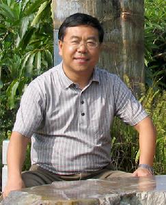 李海君 李海君