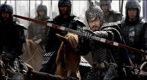 此人曾怒砍500緬甸士兵 平亂中緬邊境,最後卻死在日本的炮彈 此人曾怒砍500緬甸士兵 平亂中緬邊境,最後卻死在日本的炮彈