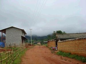 加孔中村 加孔中村