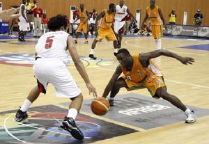2009年非洲男籃錦標賽，安哥拉對象牙海岸(黃)