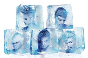 《Alive》造型照