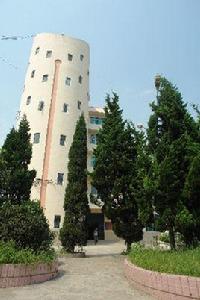 六盤水市第九中學 六盤水市第九中學