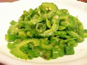 尖椒苦瓜 尖椒苦瓜