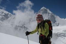 王靜[探路者董事長兼總裁]