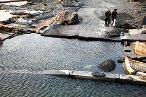 日本沿海不少地方在地震海嘯後地面下降