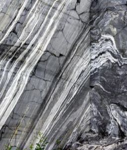 條帶狀含鐵建造(BIF) 條帶狀含鐵建造(BIF)