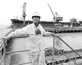 洪剛[全國勞動模範]