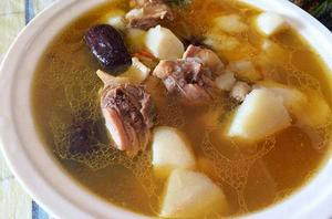 山藥紅棗燉雞湯 山藥紅棗燉雞湯