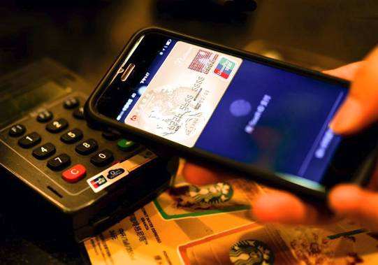 “閃付”輸給了二維碼,但是討論仍在繼續