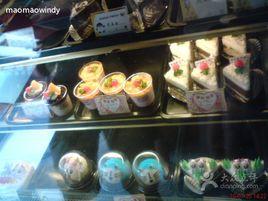 黃師傅黃權叔叔(育才街) 黃師傅黃權叔叔(育才街)