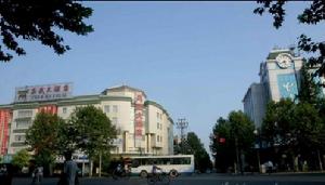 五一東街 五一東街