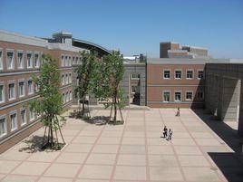 東北育才高中部 東北育才高中部