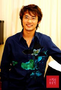 《OH！必勝，奉順英》