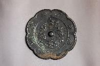 葵花形花鳥紋銅鏡 葵花形花鳥紋銅鏡