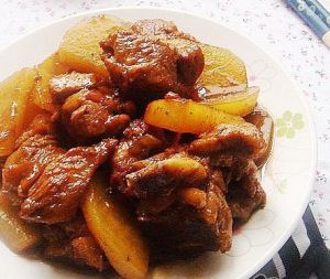 糖醋排骨土豆 糖醋排骨土豆