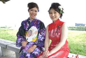 中國女遊客赴日體驗“浴衣寫真”