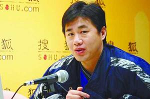 陶偉[已故足球評論員]